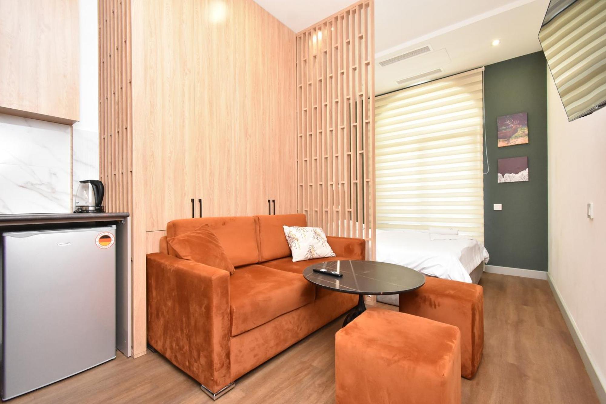 Aygestan Plaza Aparthotel Yerevan Exterior photo